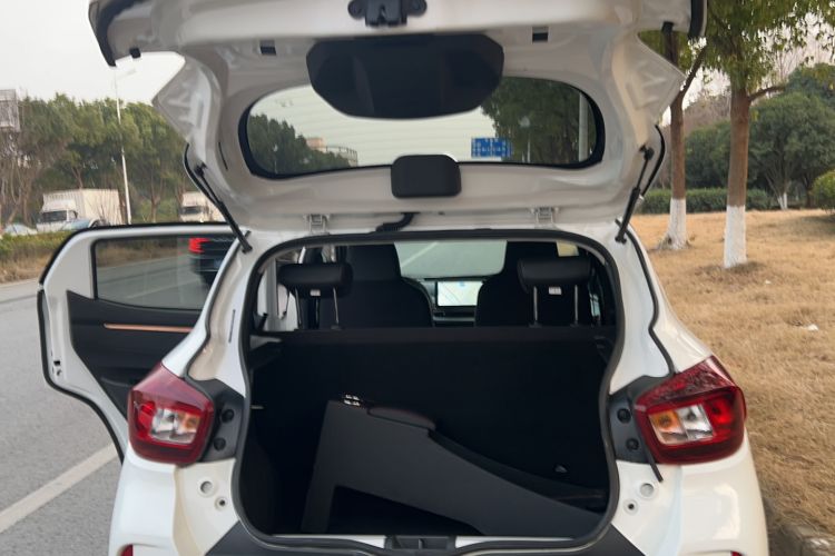 Used Dongfeng NAMMI BOX 2022 Chasing Wind Edition 331 km Standard Model Trunk