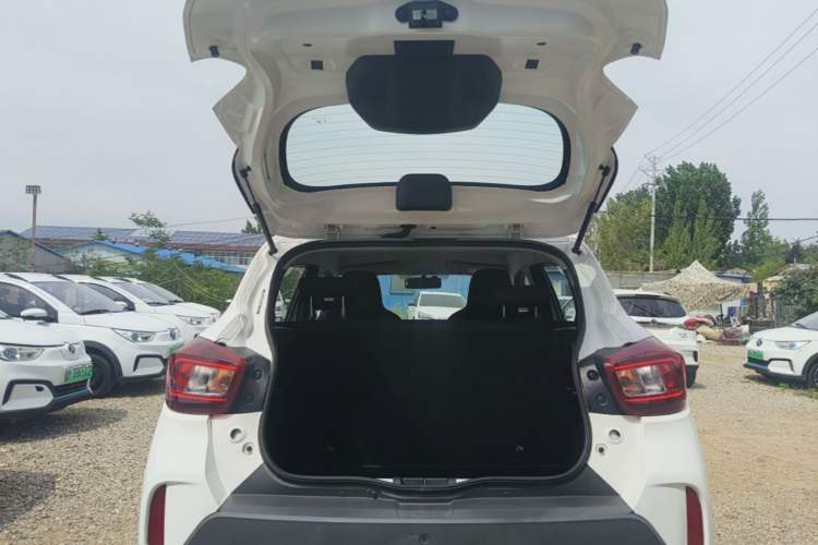 Used Dongfeng NAMMI BOX 2022 Revised Light Wind Edition 201 km Standard Version Trunk