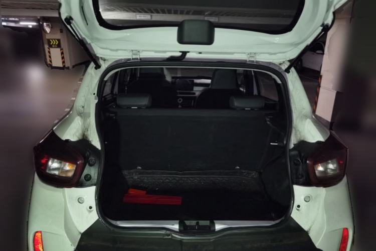 Used Dongfeng NAMMI BOX 2022 Revised Light Wind Edition 201 km Standard Version Trunk