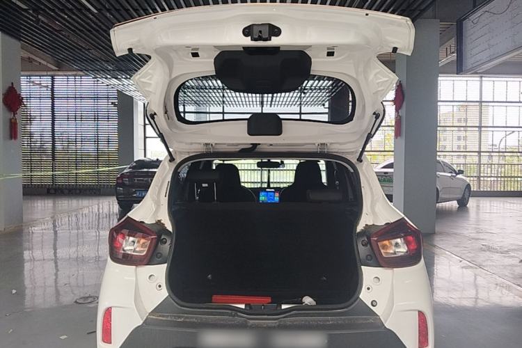 Used Dongfeng NAMMI BOX 2022 Chasing Wind Edition 351 km Advanced Model Trunk