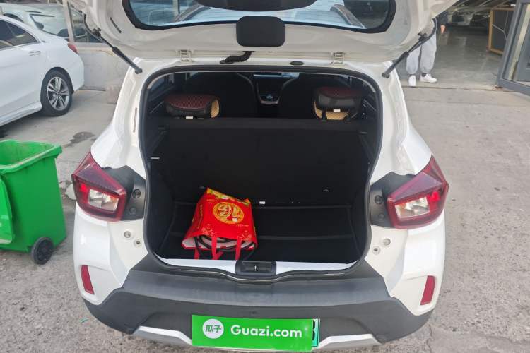 Used Dongfeng NAMMI BOX 2022 Light Wind Edition 201KM Lightning Model Trunk