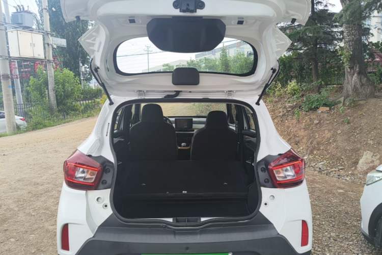 Used Dongfeng NAMMI BOX 2022 Revised Light Wind Edition 201 km Standard Version Trunk