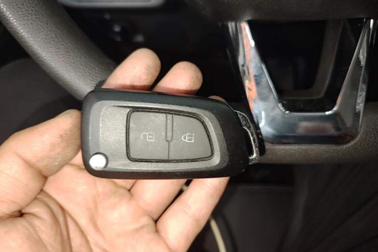 Used Dongfeng NAMMI BOX 2022 Chasing Wind Edition 351KM Standard Model Vehicle Key