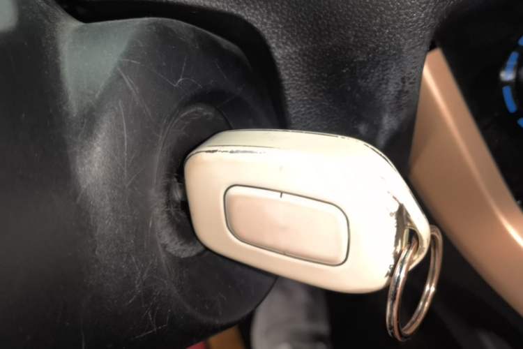 Used Dongfeng NAMMI BOX 2022 Champion Edition Light Wind Version 201KM Standard Model Vehicle Key