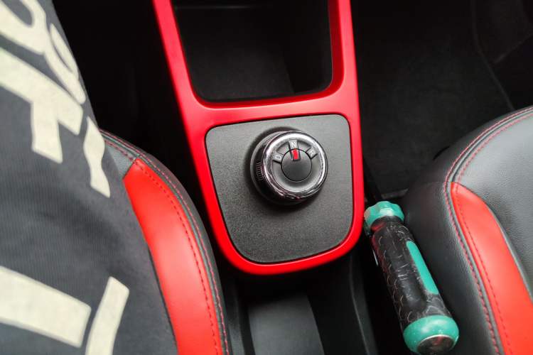 Used Dongfeng NAMMI EX1 2022 Restyled PRO Tiger Glory Deluxe Version Gear Lever