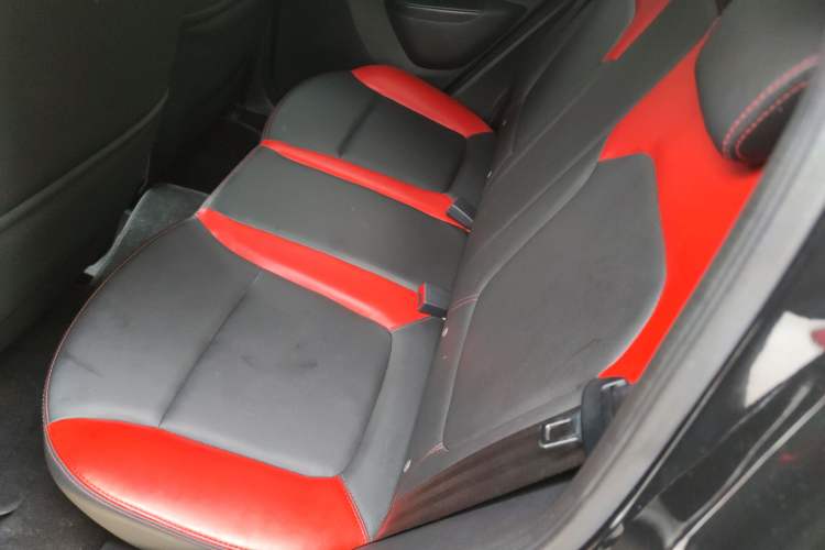 Used Dongfeng NAMMI EX1 2022 Restyled PRO Tiger Glory Deluxe Version Left Rear Seat