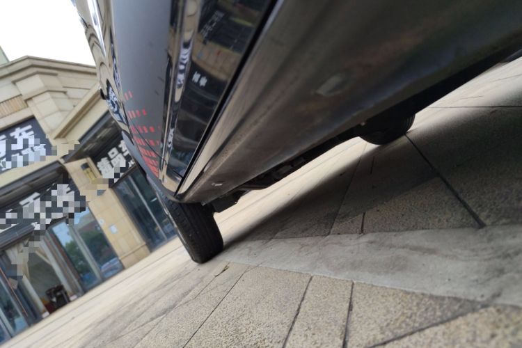 Used Dongfeng NAMMI EX1 2022 Restyled PRO Tiger Glory Deluxe Version Right Side Sill