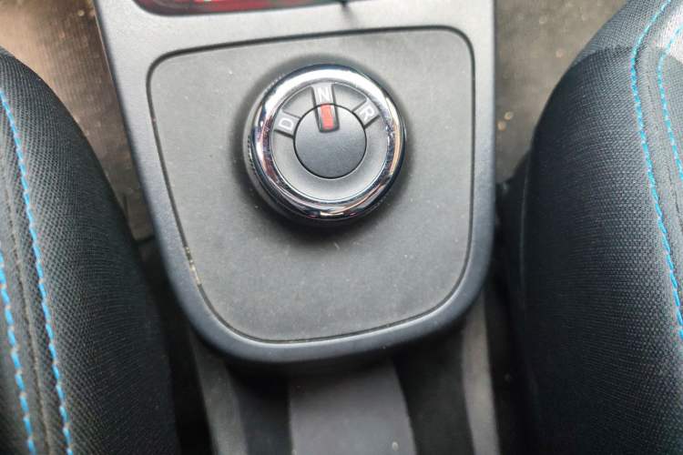 Used Dongfeng NAMMI EX1 2022 PRO Enjoyment Model Gear Lever
