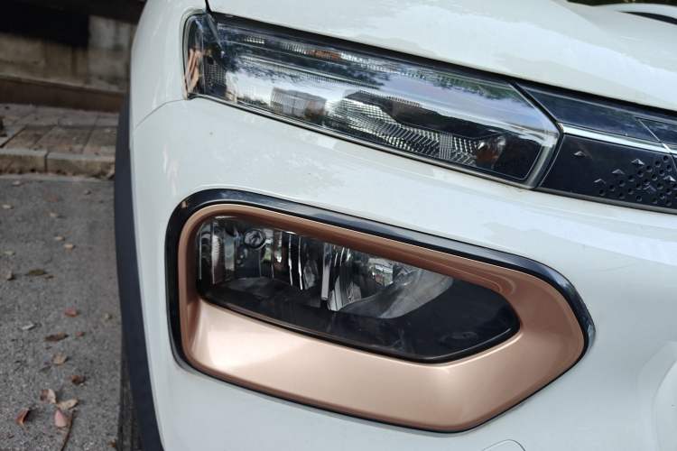 Used Dongfeng NAMMI EX1 2023 PRO Light Wind Edition Lightning Model Right Front Headlight