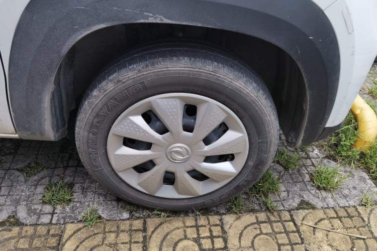 Used Dongfeng NAMMI EX1 2021 Zhi Ling Version Right Front Wheel Hub