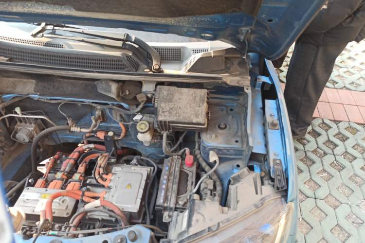 Used Dongfeng NAMMI EX1 2021 Quality Edition Engine Bay Left