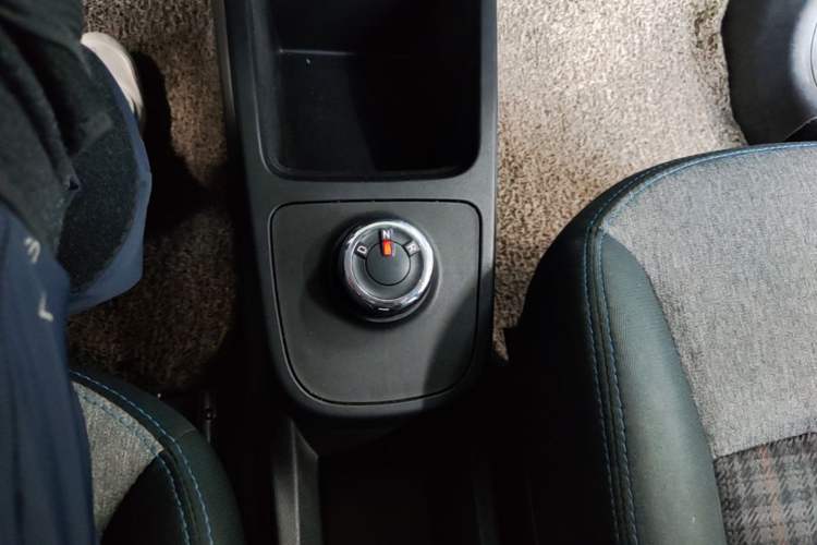 Used Dongfeng NAMMI EX1 2021 Quality Edition Gear Lever