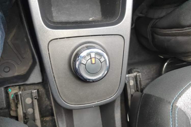 Used Dongfeng NAMMI EX1 2021 Quality Edition Gear Lever