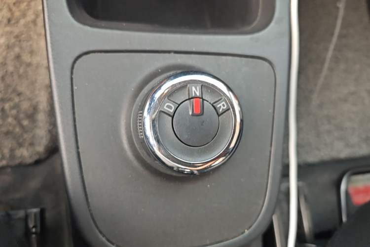 Used Dongfeng NAMMI EX1 2021 Quality Edition Gear Lever