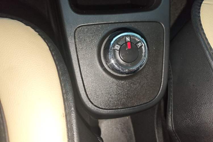 Used Dongfeng NAMMI EX1 2021 Quality Edition Gear Lever