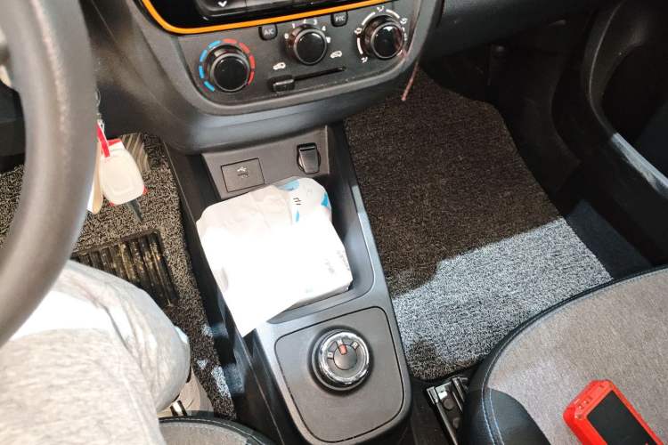 Used Dongfeng NAMMI EX1 2021 Quality Edition Gear Lever