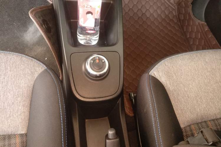 Used Dongfeng NAMMI EX1 2021 Quality Edition Gear Lever