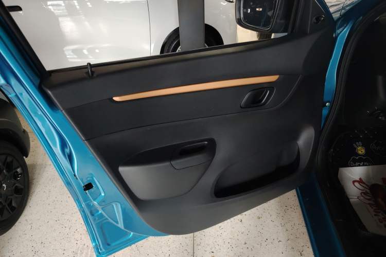 Used Dongfeng NAMMI EX1 2021 Quality Edition Interior 7