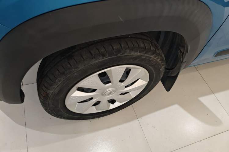 Used Dongfeng NAMMI EX1 2021 Quality Edition Left Front Wheel Hub