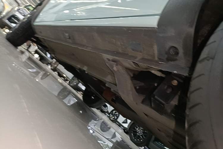Used Dongfeng NAMMI EX1 2021 Quality Edition Left Side Sill
