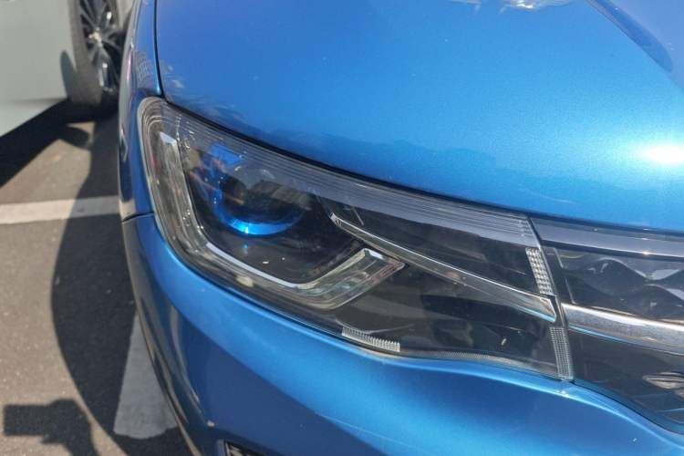 Used Dongfeng NAMMI EX1 2021 Zhi Ling Version Right Front Headlight