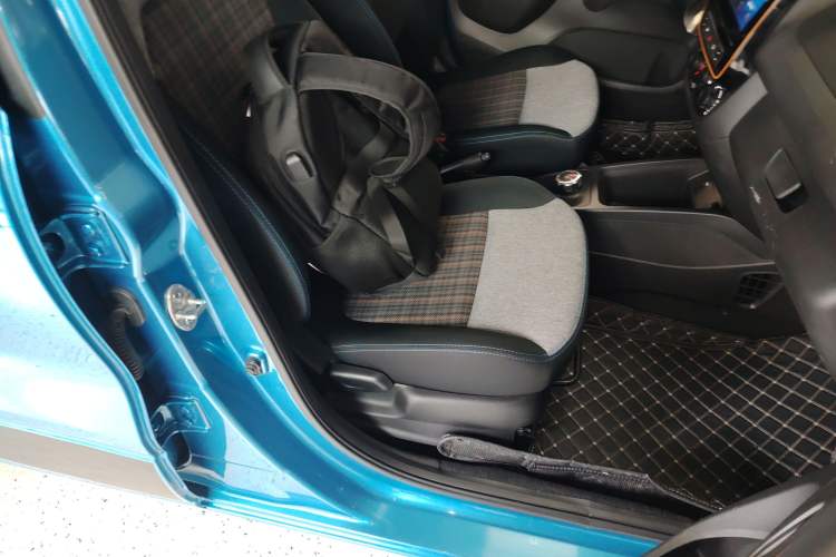 Used Dongfeng NAMMI EX1 2021 Quality Edition Right Front Seat