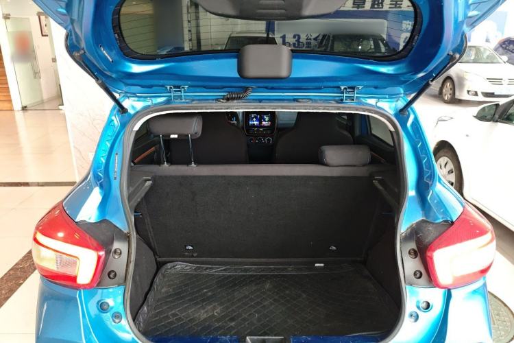 Used Dongfeng NAMMI EX1 2021 Quality Edition Trunk