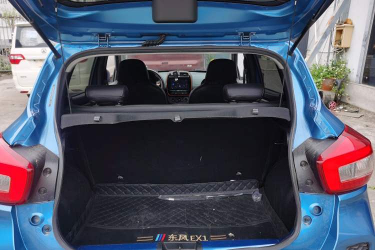 Used Dongfeng NAMMI EX1 2021 Quality Edition Trunk