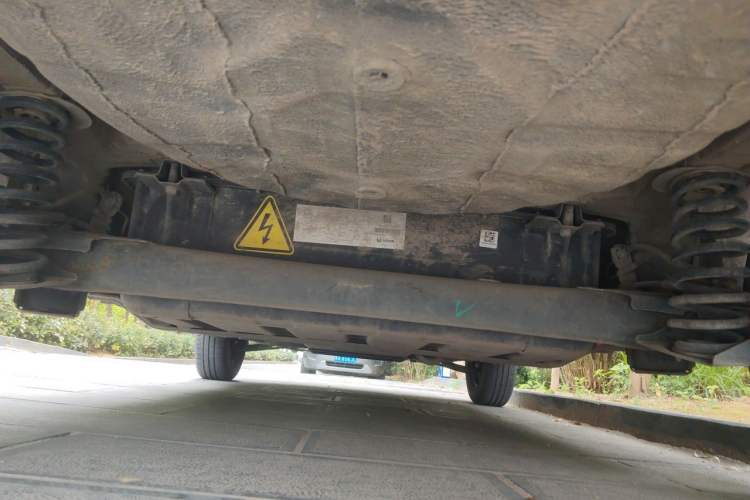 Used Dongfeng NAMMI EX1 2021 Zhi Ling Version Chassis Rear