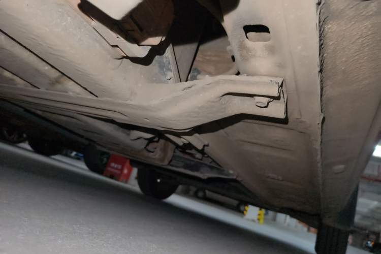 Used Dongfeng NAMMI EX1 2021 Zhi Ling Version Chassis Rear Right