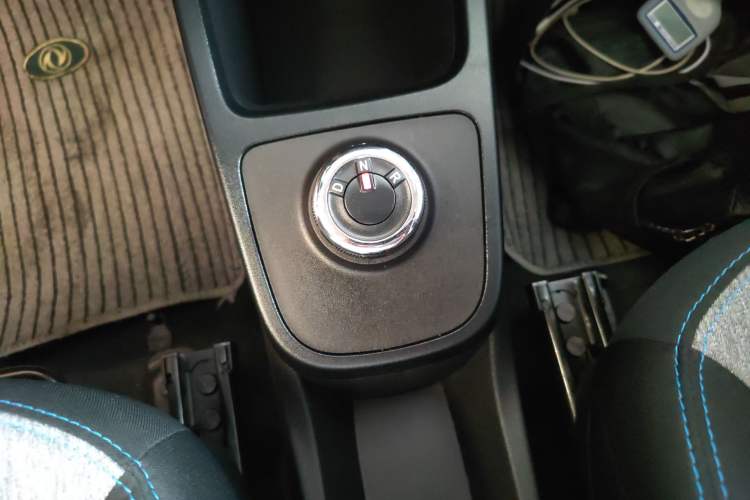 Used Dongfeng NAMMI EX1 2021 Zhi Ling Version Gear Lever