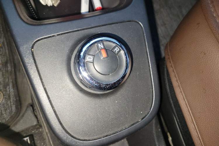 Used Dongfeng NAMMI EX1 2021 Quality Edition Gear Lever