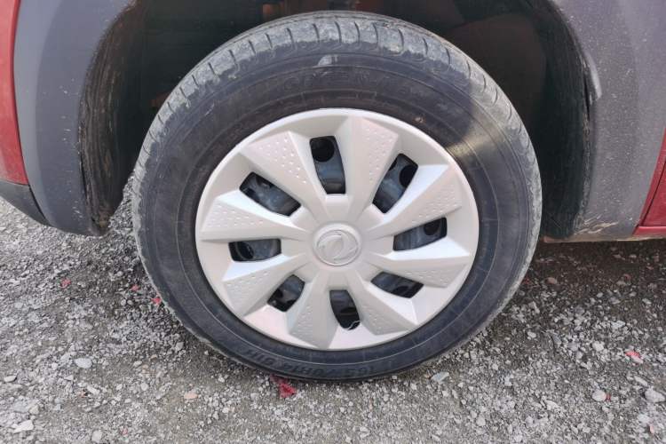 Used Dongfeng NAMMI EX1 2021 Quality Edition Left Front Wheel Hub