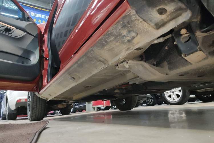 Used Dongfeng NAMMI EX1 2021 Quality Edition Left Side Sill