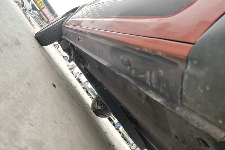 Used Dongfeng NAMMI EX1 2021 Zhi Ling Version Right Side Sill