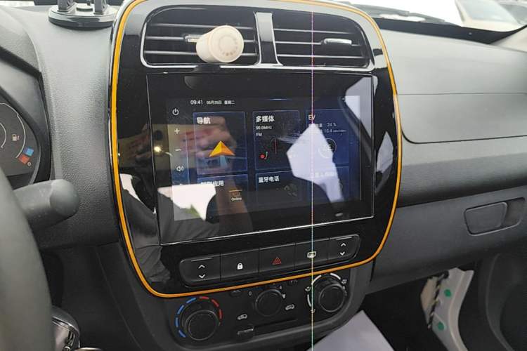 Used Dongfeng NAMMI EX1 2021 Quality Edition Audio And AC Panel