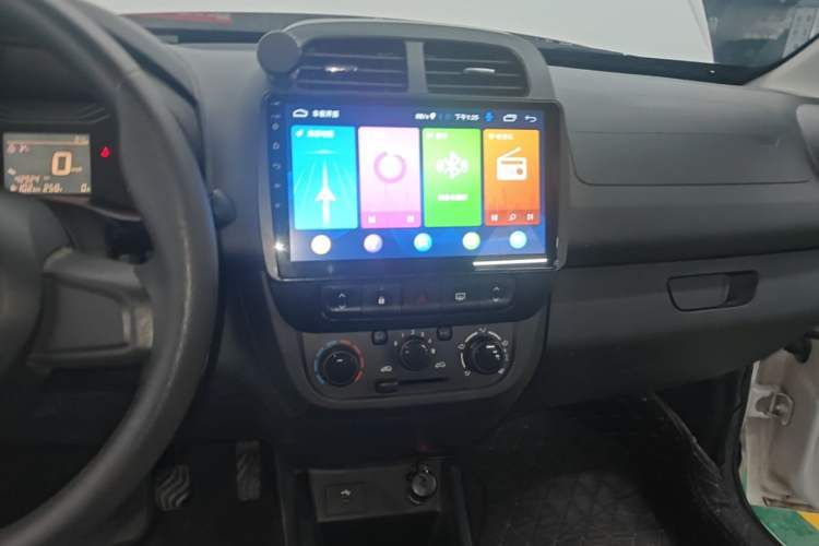 Used Dongfeng NAMMI EX1 2021 Quality Edition Audio And AC Panel