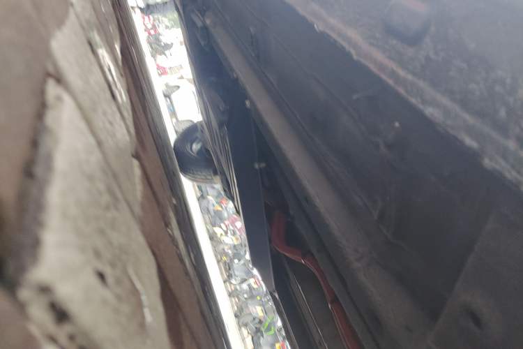 Used Dongfeng NAMMI EX1 2021 Zhi Ling Version Chassis Front Right