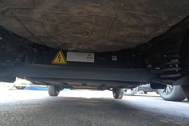 Used Dongfeng NAMMI EX1 2021 Zhi Ling Version Chassis Rear