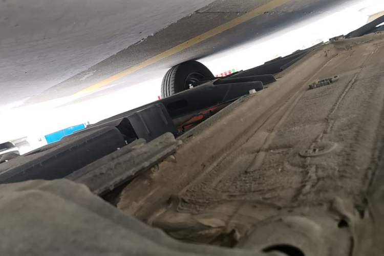 Used Dongfeng NAMMI EX1 2021 Zhi Ling Version Chassis Rear Left
