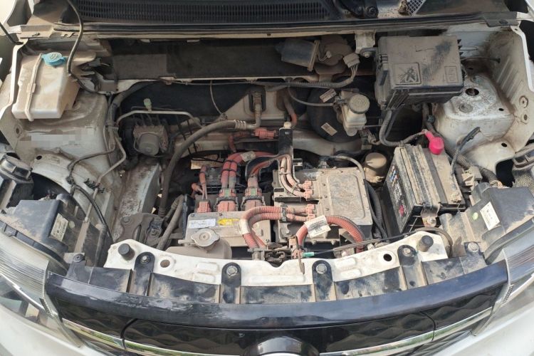Used Dongfeng NAMMI EX1 2021 Quality Edition Engine Bay