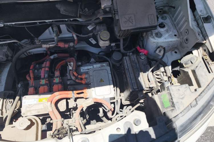 Used Dongfeng NAMMI EX1 2021 Quality Edition Engine Bay Left