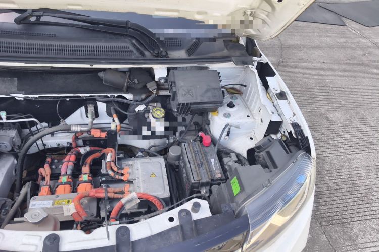 Used Dongfeng NAMMI EX1 2021 Quality Edition Engine Bay Left