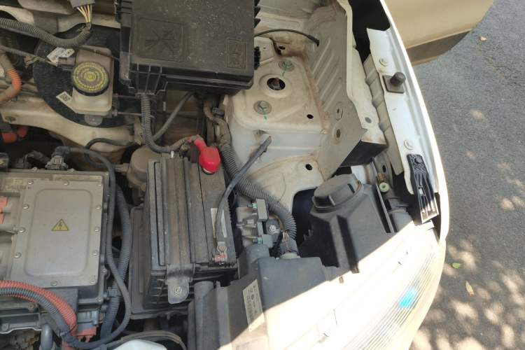 Used Dongfeng NAMMI EX1 2021 Zhi Ling Version Engine Bay Left