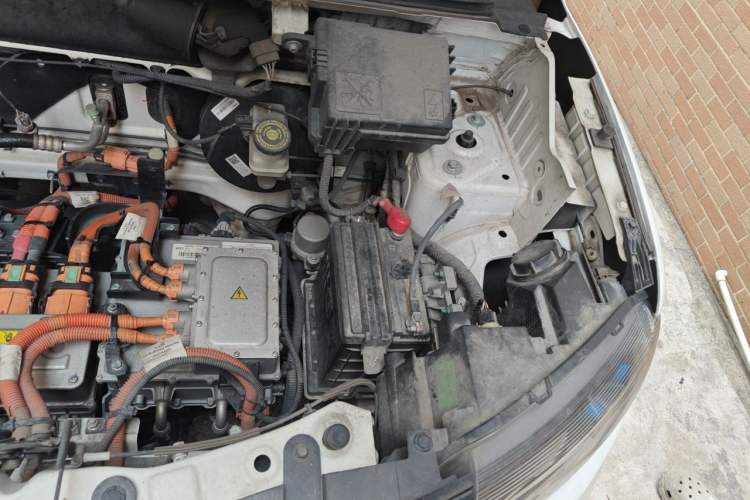 Used Dongfeng NAMMI EX1 2021 Zhi Ling Version Engine Bay Left