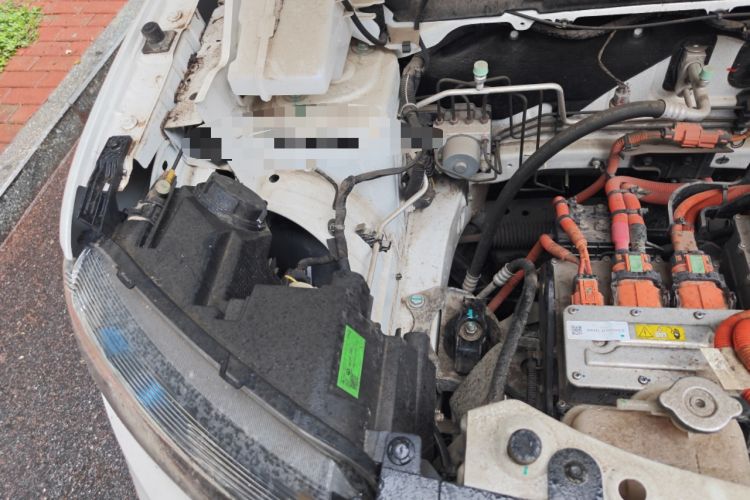 Used Dongfeng NAMMI EX1 2021 Quality Edition Engine Bay Right