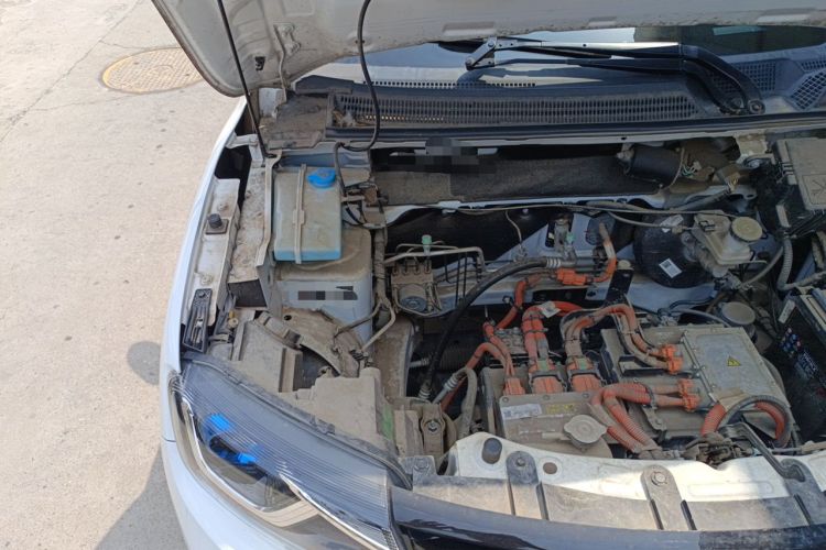Used Dongfeng NAMMI EX1 2021 Quality Edition Engine Bay Right