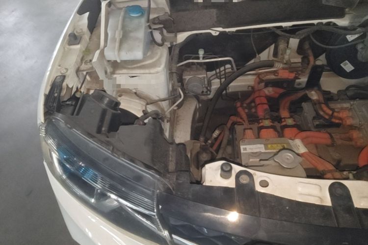 Used Dongfeng NAMMI EX1 2021 Quality Edition Engine Bay Right
