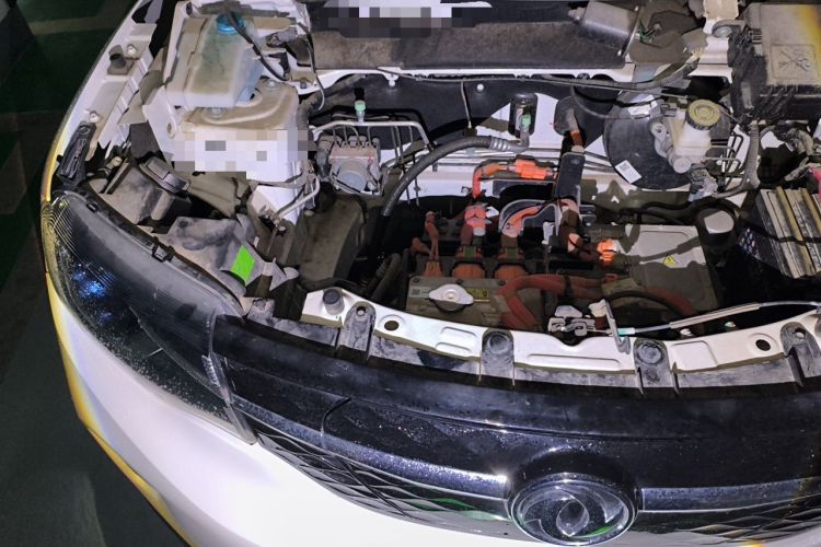 Used Dongfeng NAMMI EX1 2021 Quality Edition Engine Bay Right