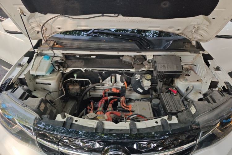 Used Dongfeng NAMMI EX1 2021 Quality Edition Engine Bay
